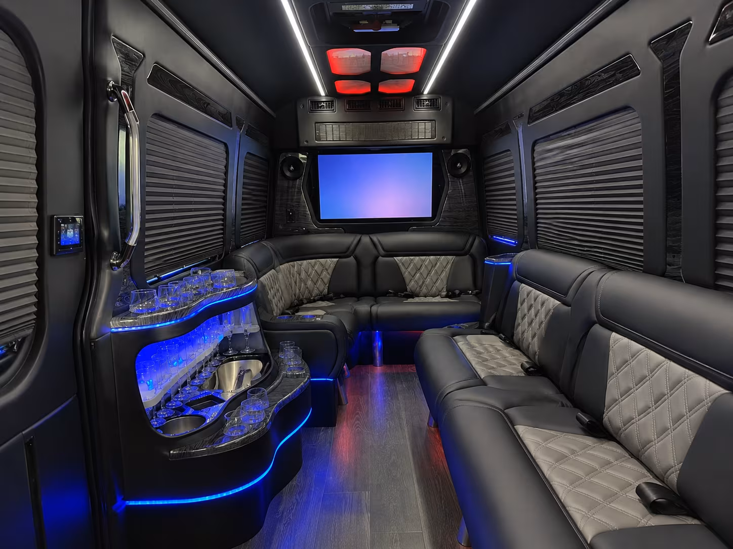 bus rentals for corporate retreats and team building events near tyler