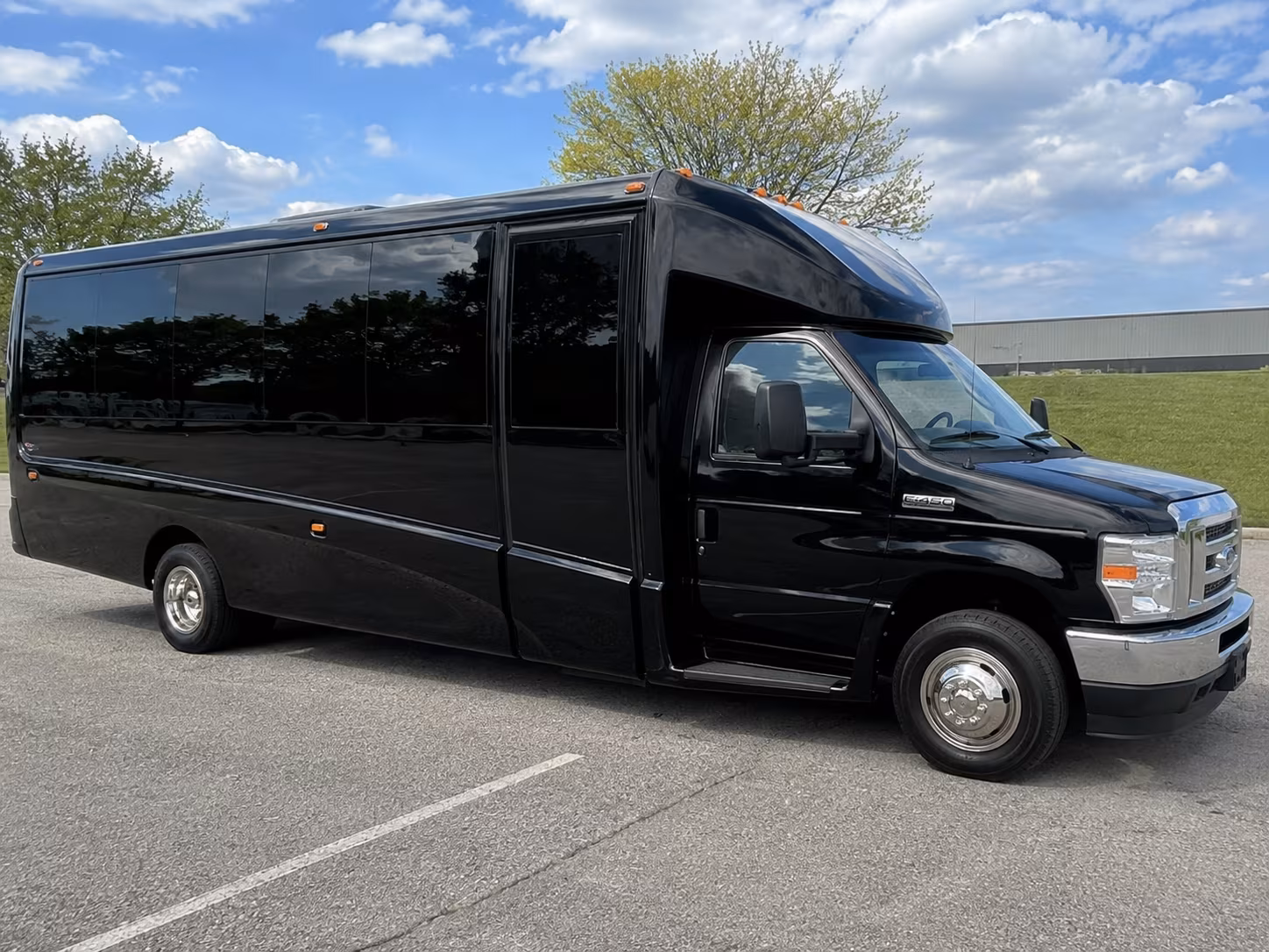 charter buses to brookshire grocery arena shows in tyler