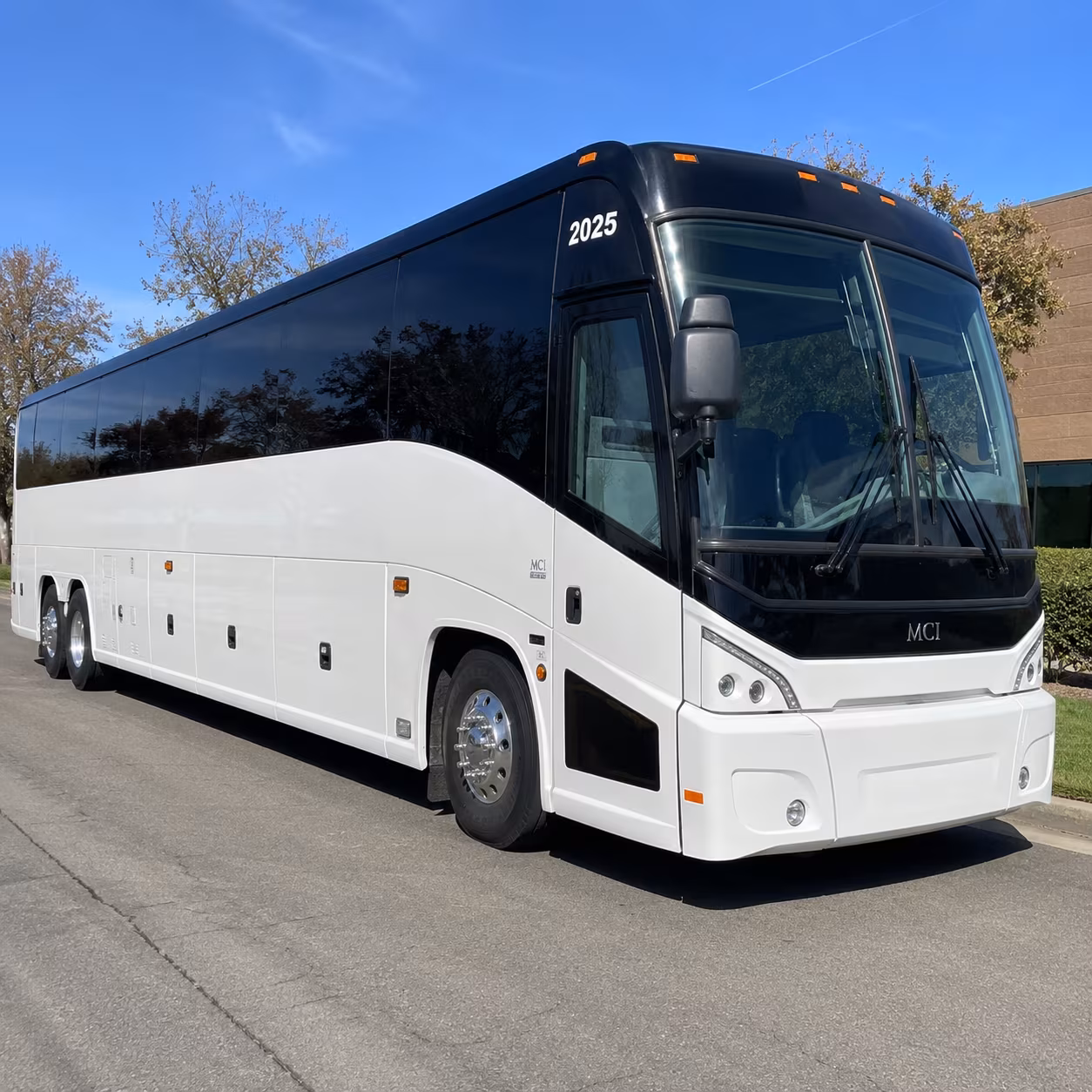 employee shuttle buses for tyler s healthcare and medical campus commuters