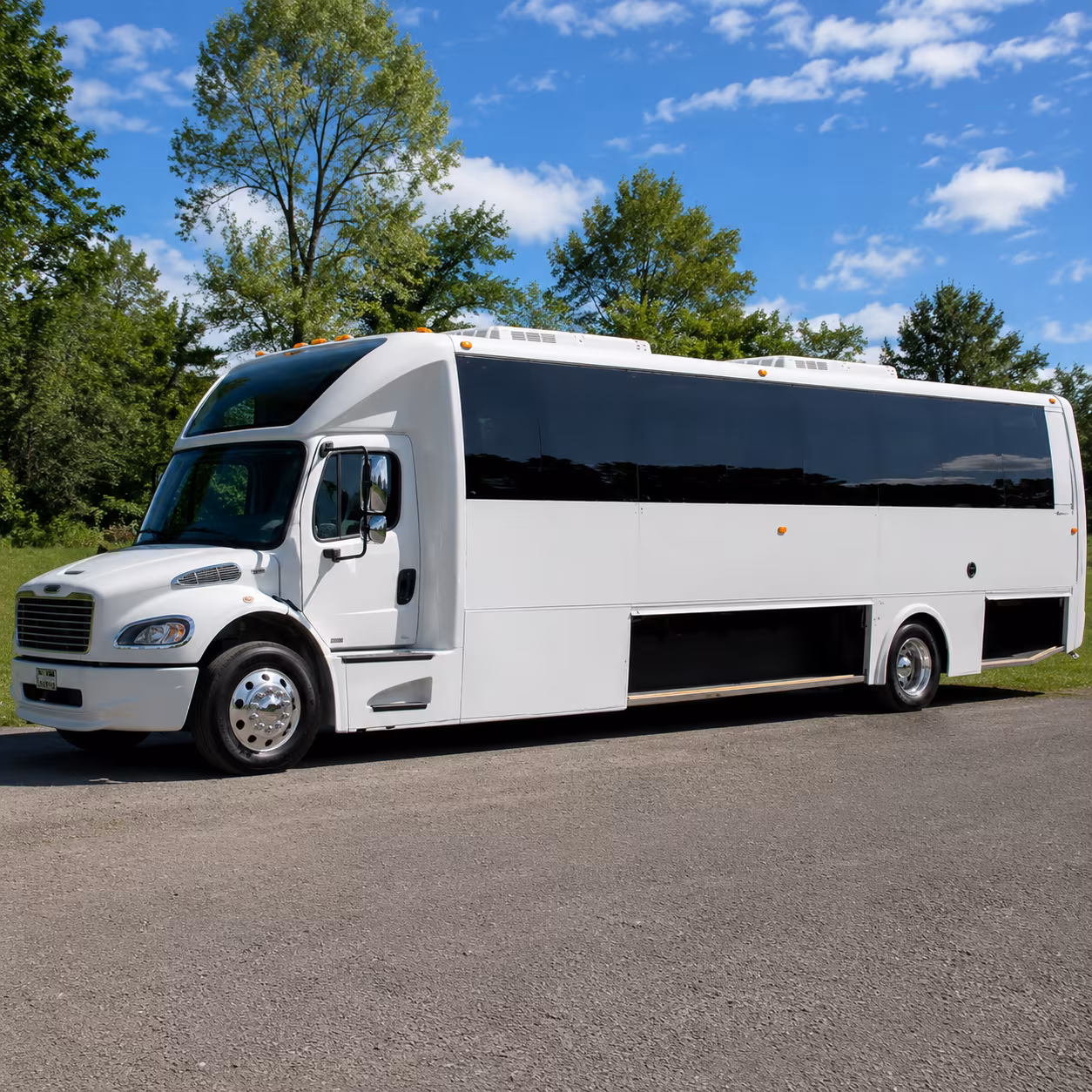 party bus rentals for tyler proms at robert e lee and john tyler high school