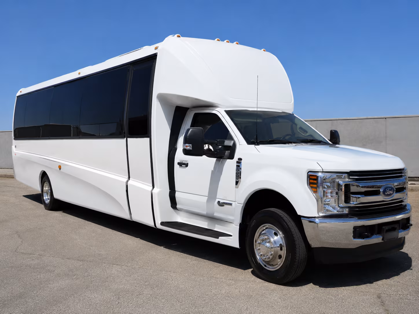 sports team and fan group buses for tyler and east texas