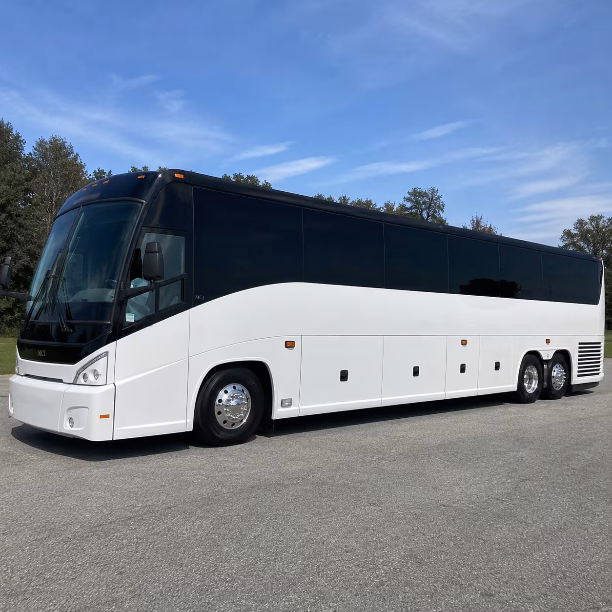 tyler 56 passenger charter bus